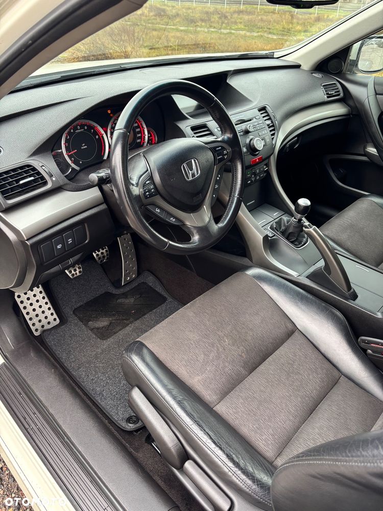 Honda Accord 2.4 Type S - 12