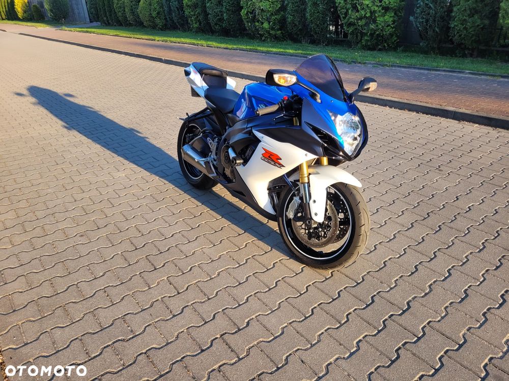 Suzuki GSX-R - 1