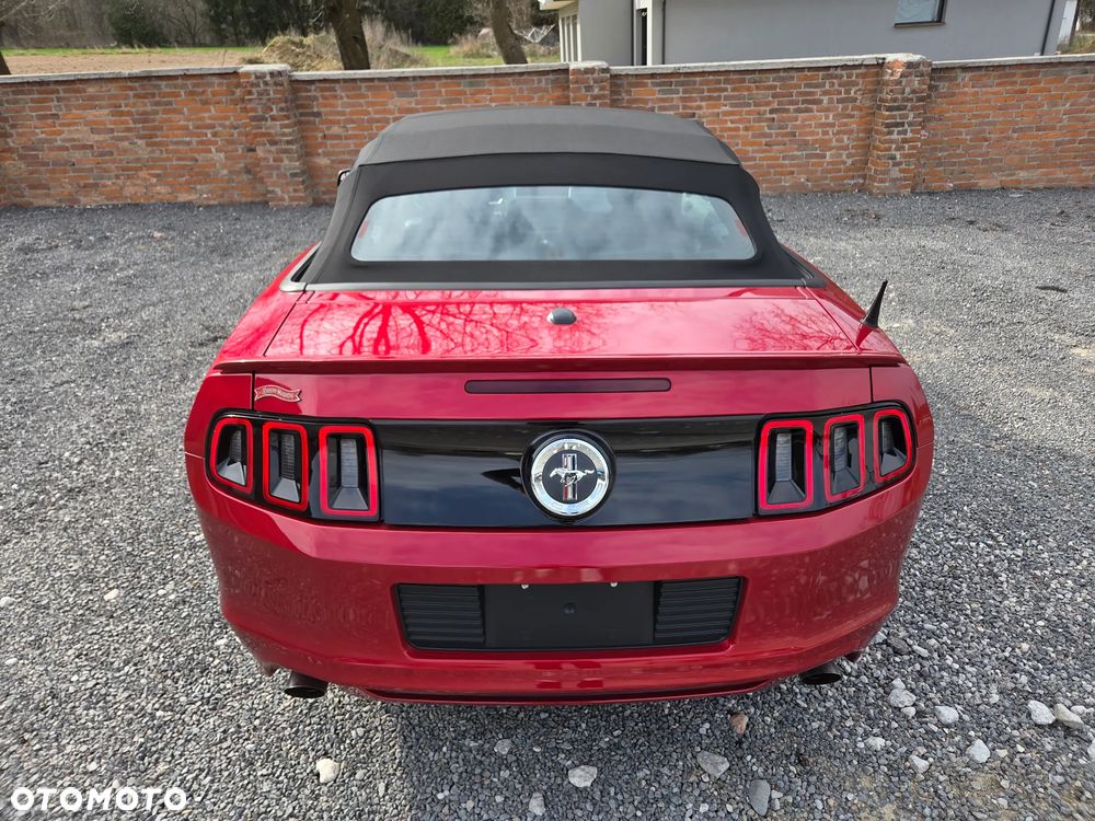 Ford Mustang 3.7 V6 Premium - 28