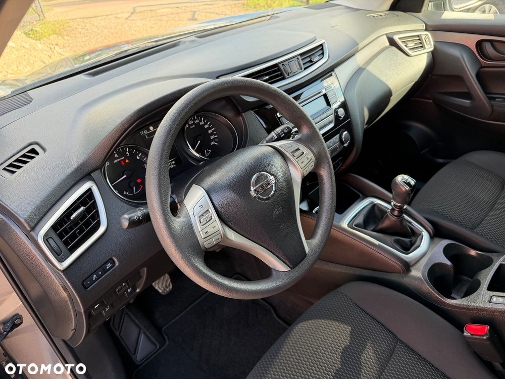 Nissan Qashqai 1.2 DIG-T Tekna EU6 - 13