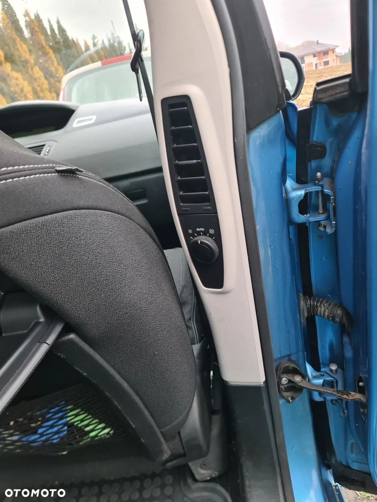 Citroën C4 Picasso - 16
