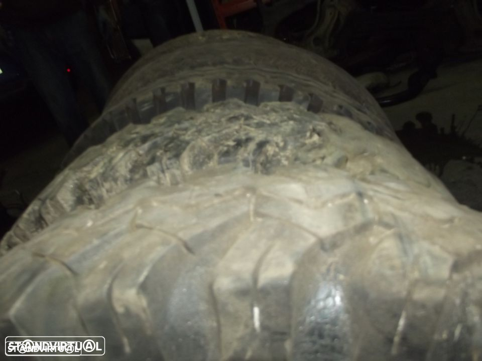 portaro jipe 5 jantes c/pneus - 7