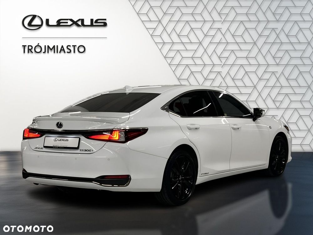 Lexus ES 300h F Sport Edition - 7