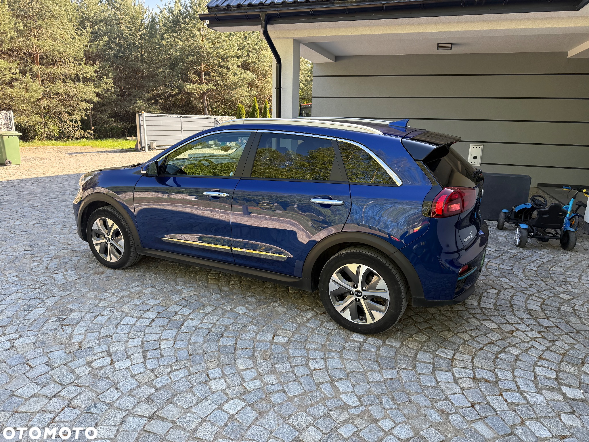 Kia Niro e-Niro 64kWh XL - 3