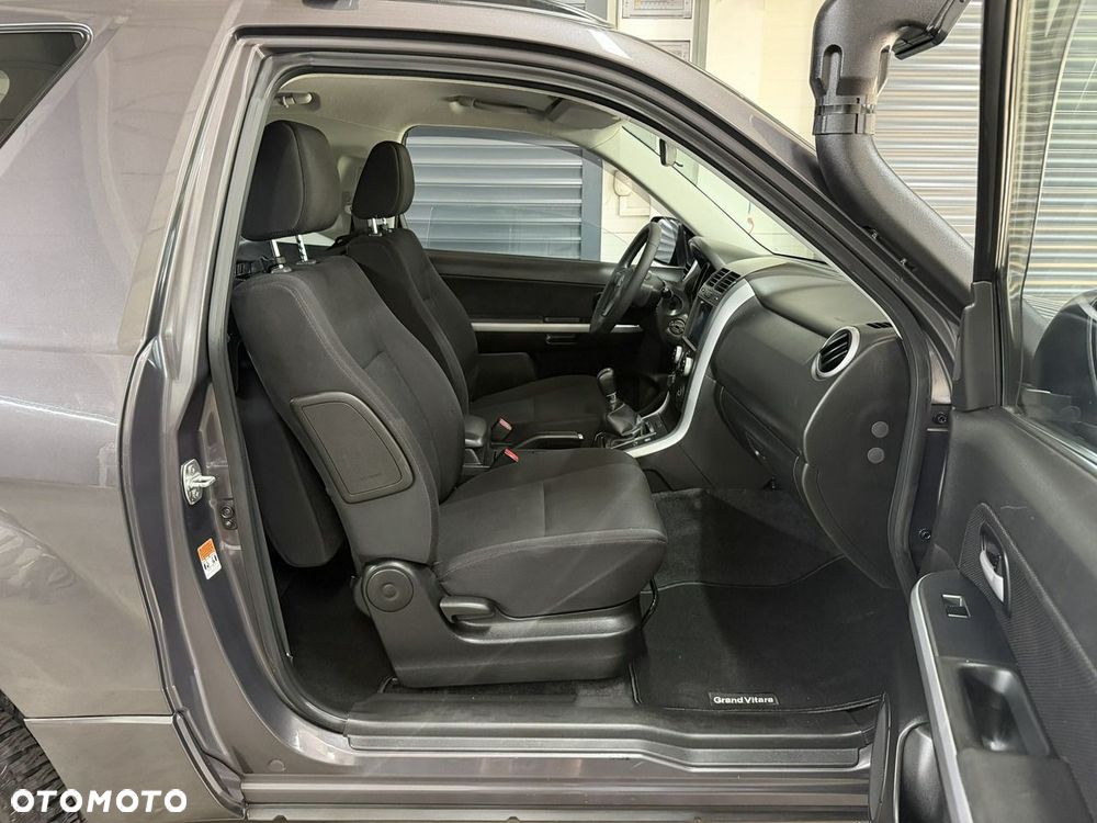 Suzuki Grand Vitara - 16