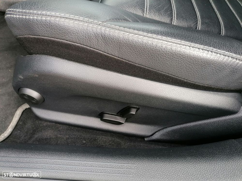 Mercedes-Benz C 43 AMG 4-Matic - 30