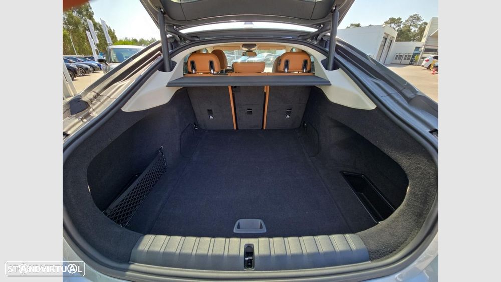 BMW i4 eDrive40 - 16