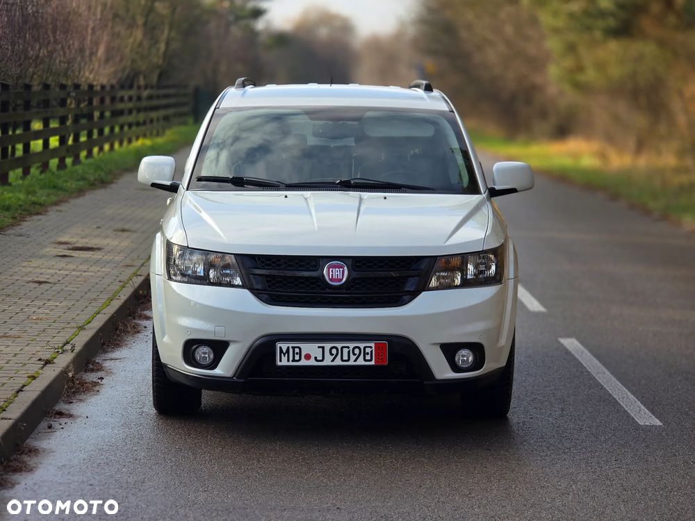 Fiat Freemont 2.0 Multijet 16V DPF Automatik Allrad Black Code - 11