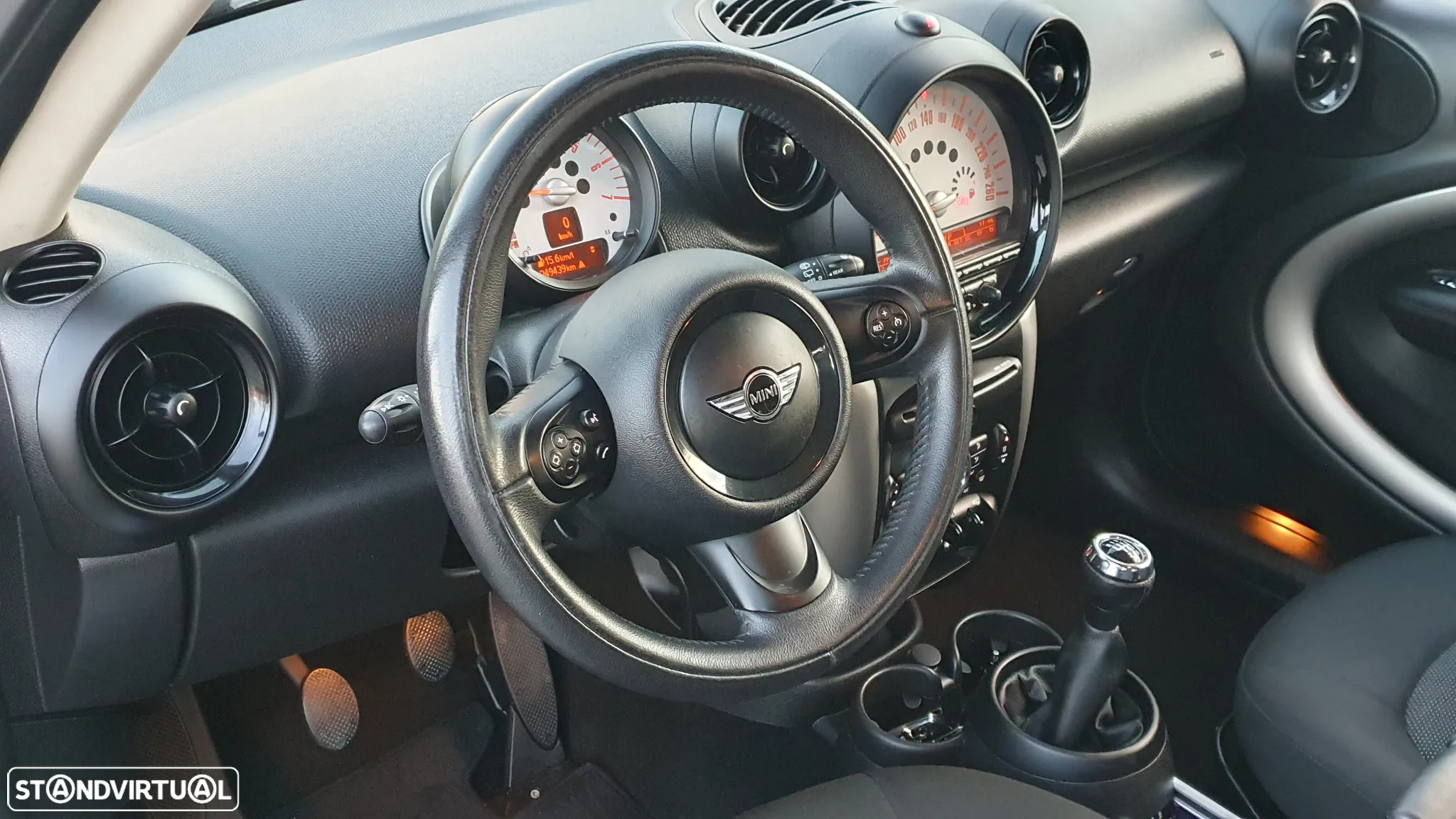 MINI Countryman One D - 9