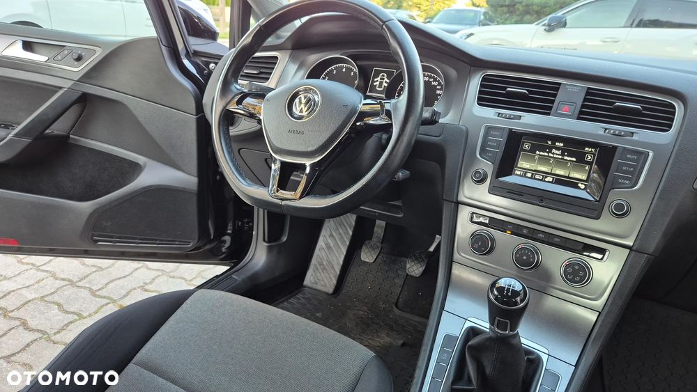 Volkswagen Golf 1.2 TSI BMT Trendline EU6 - 24