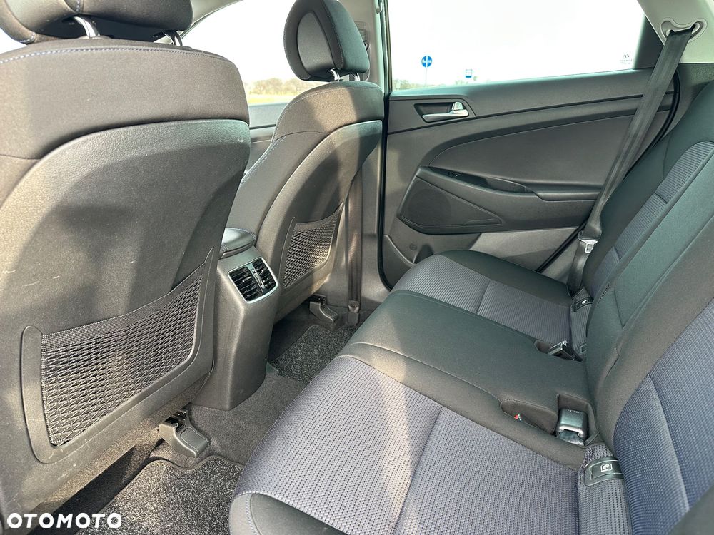 Hyundai Tucson blue 1.7 CRDi 2WD Passion - 11