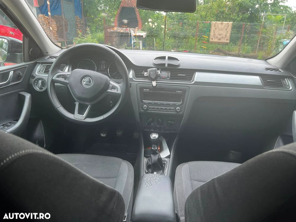 Skoda RAPID 1.6 TDI Active - 8