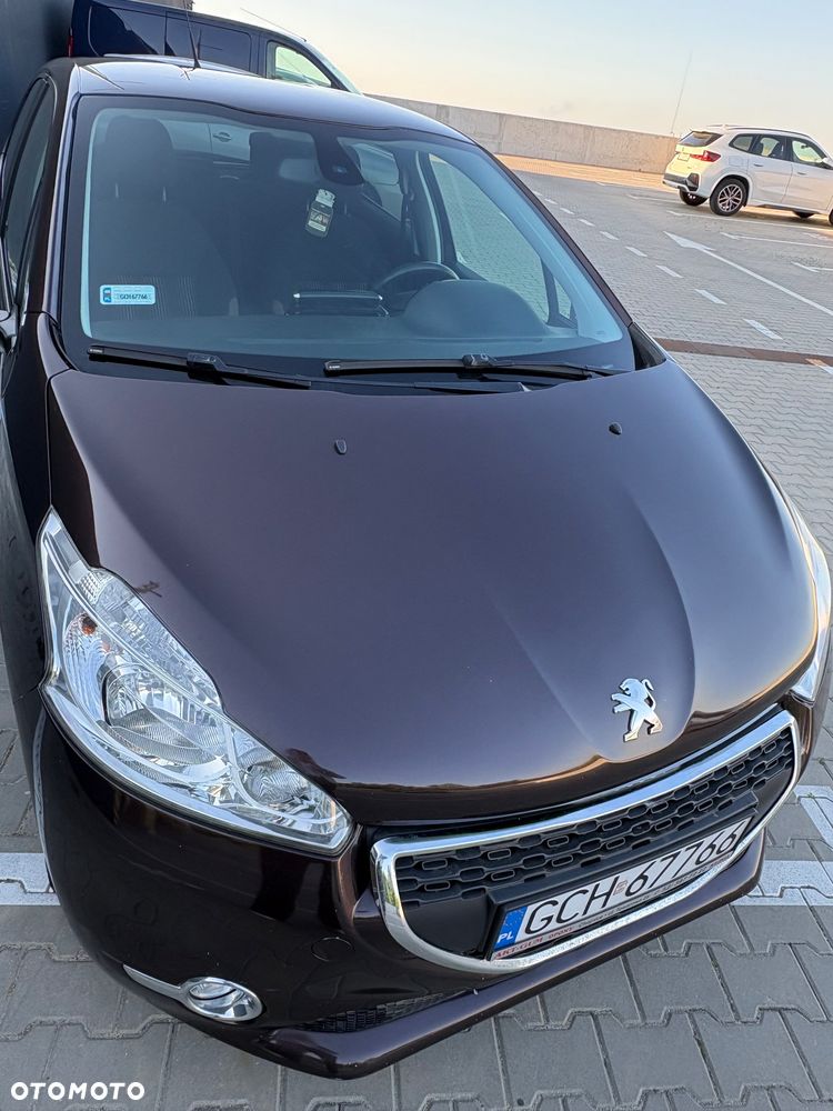 Peugeot 208 1.2 PureTech Style - 8
