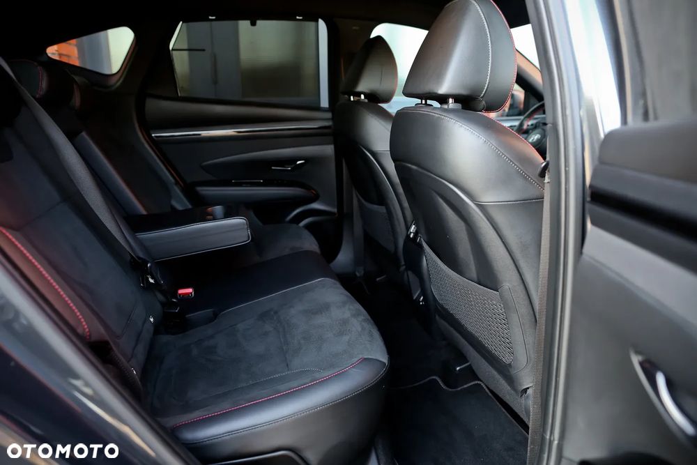 Hyundai Tucson 1.6 CRDi 48V-Hybrid 2WD DCT N Line - 22