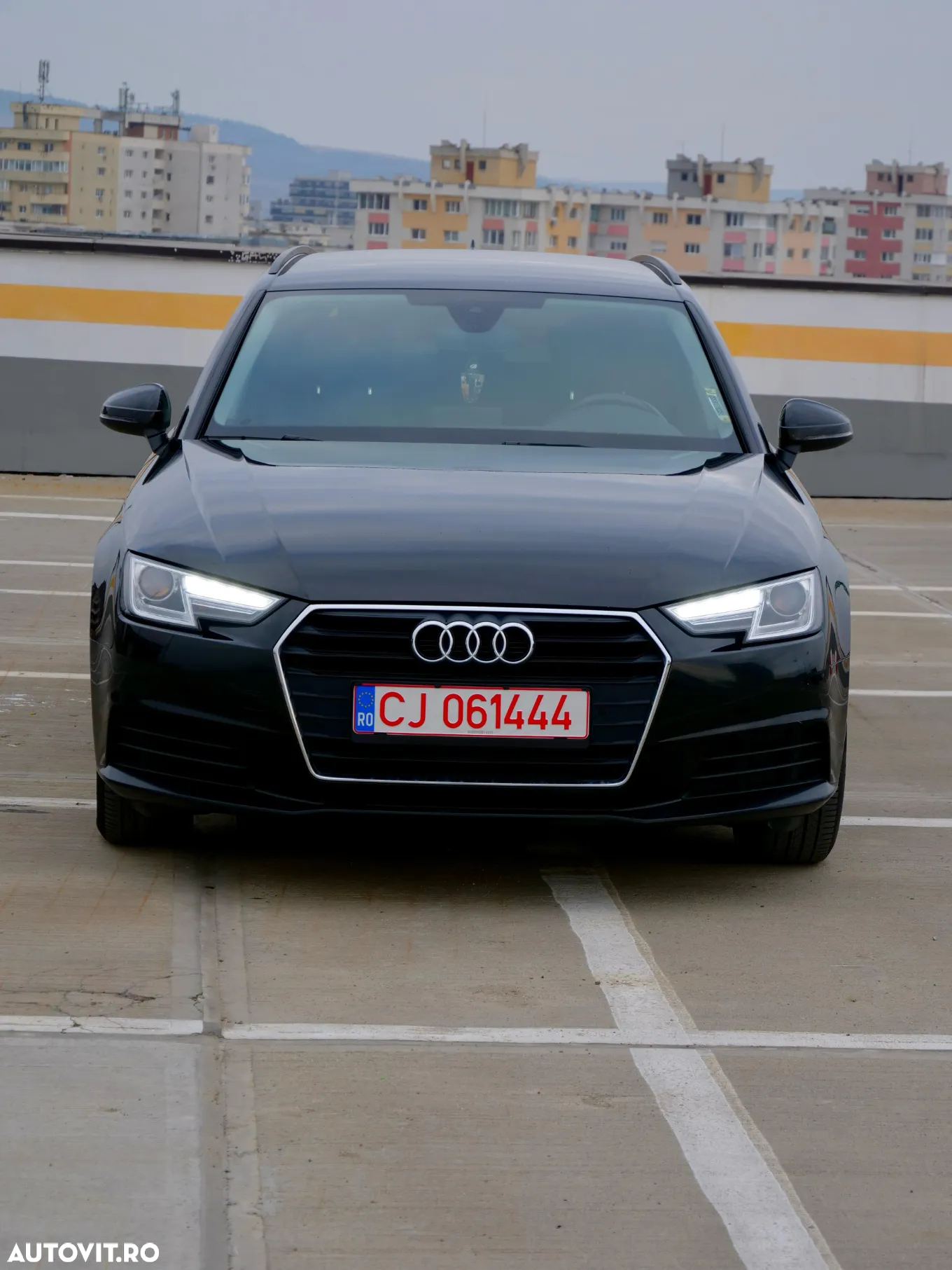 Audi A4 Avant 2.0 TDI S tronic - 11