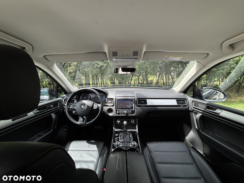 Volkswagen Touareg 3.0 V6 TDI BMT Business Line - 2