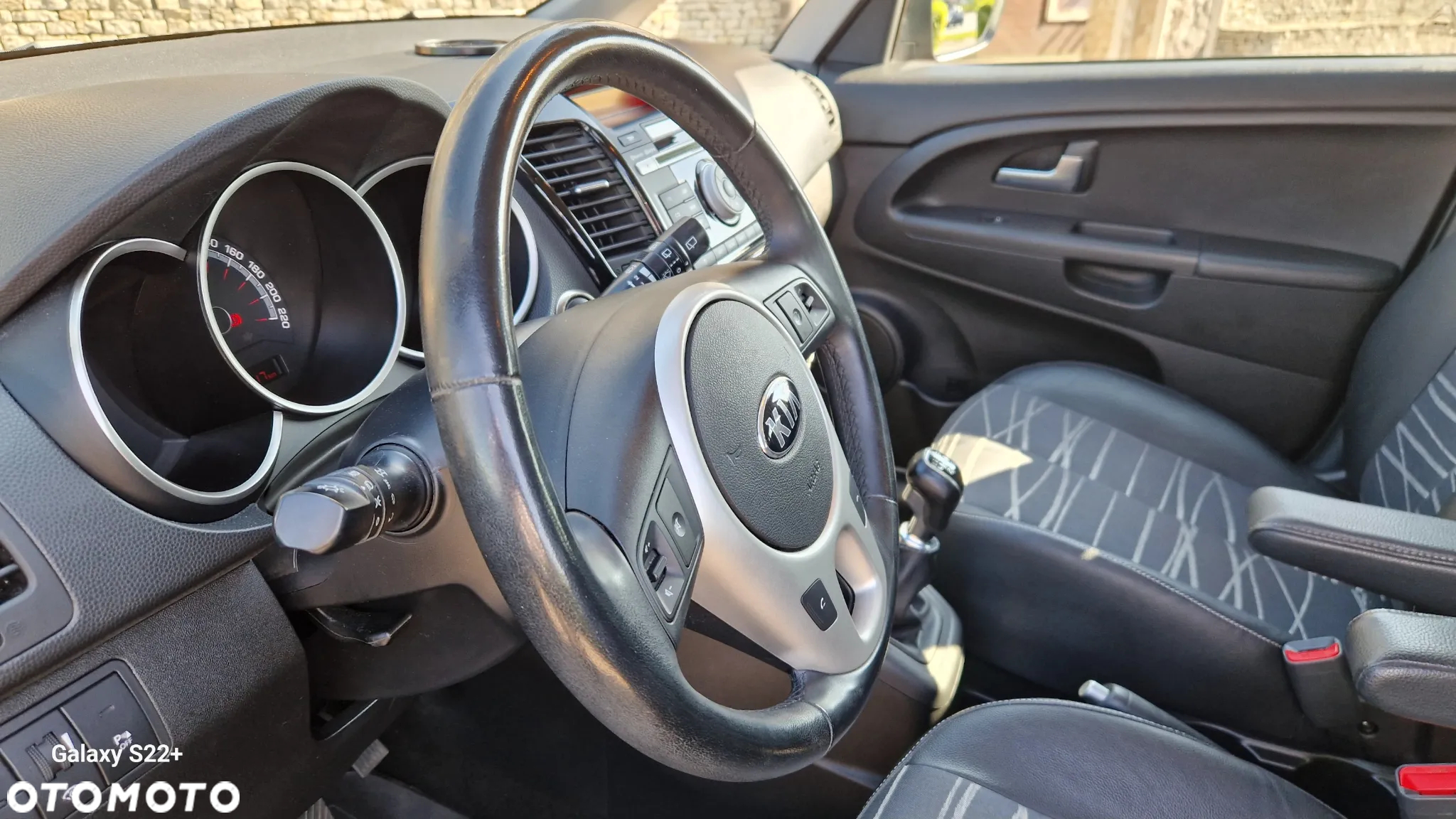 Kia Venga 1.6 CVVT Dream Team Edition - 35