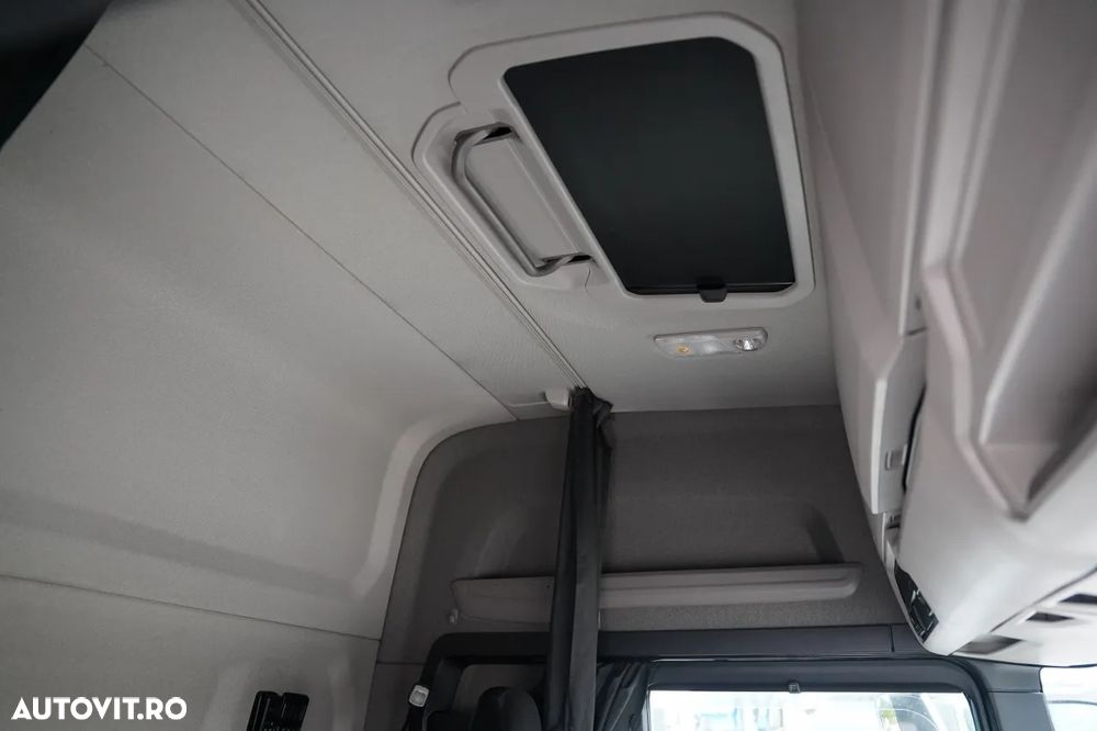 Scania R 450 / 7,7 m CORTINĂ / 6x2 / ACOPERIȘ RIDICAT / PUNTE RIDICATĂ / DIRECȚIE / DHOLLANDIA RIDICATĂ 3.500 KG / AER CONDIȚIONAT PARCARE / EURO 6 - 35