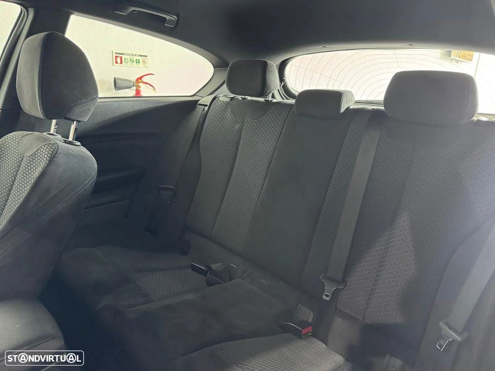 BMW 116 d Pack M - 18