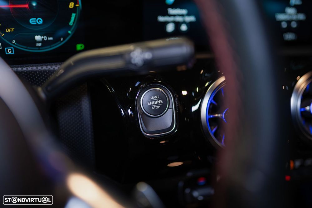 Mercedes-Benz CLA 250 e 8G-DCT AMG Line - 44
