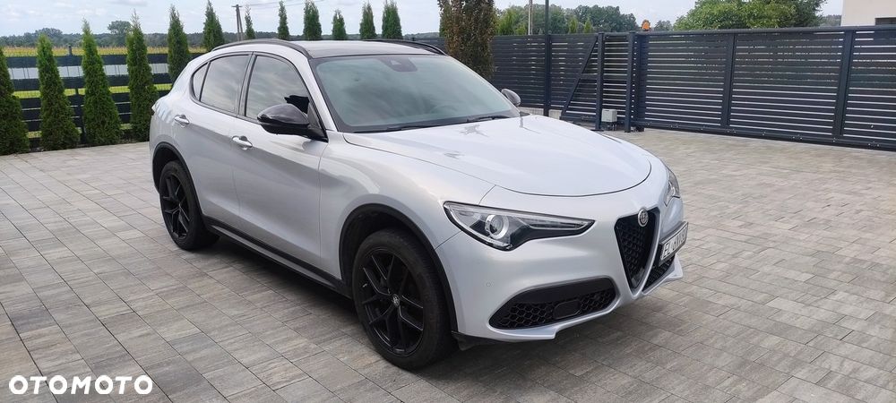 Alfa Romeo Stelvio - 4