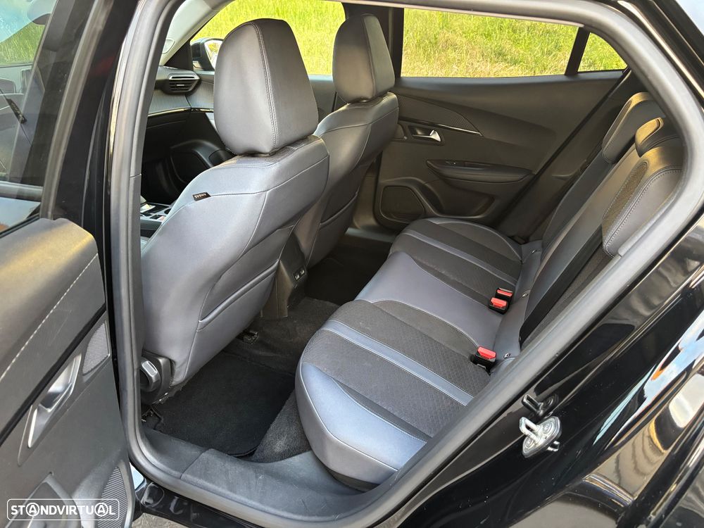 Peugeot e-2008 50 kWh Allure Pack - 14