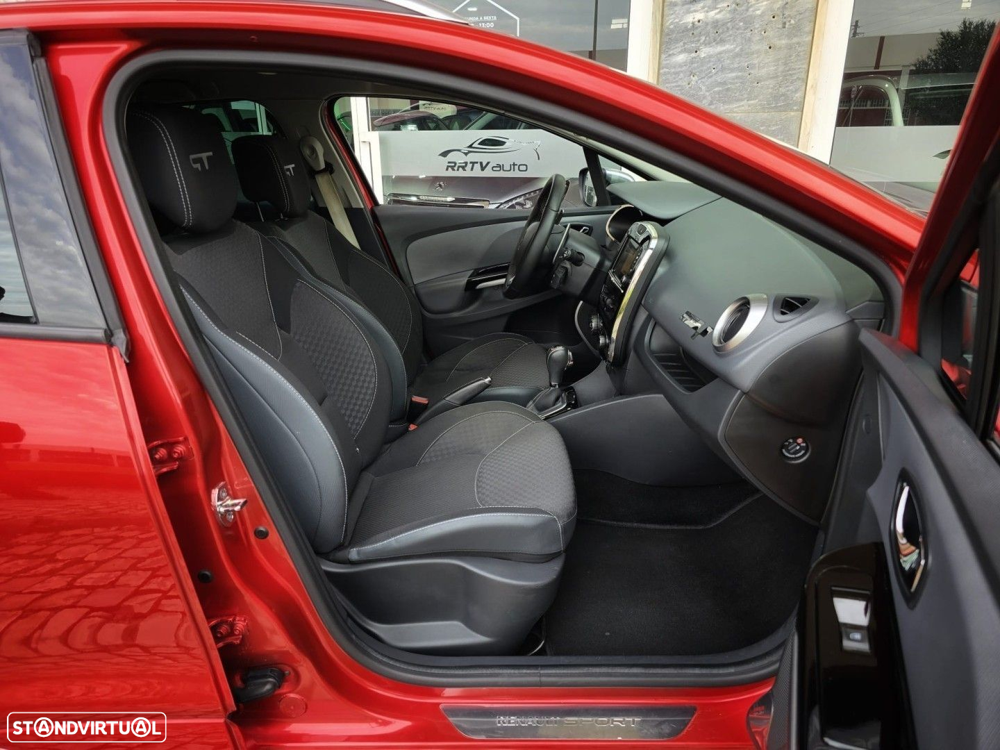 Renault Clio Sport Tourer 1.2 TCE GT EDC - 17