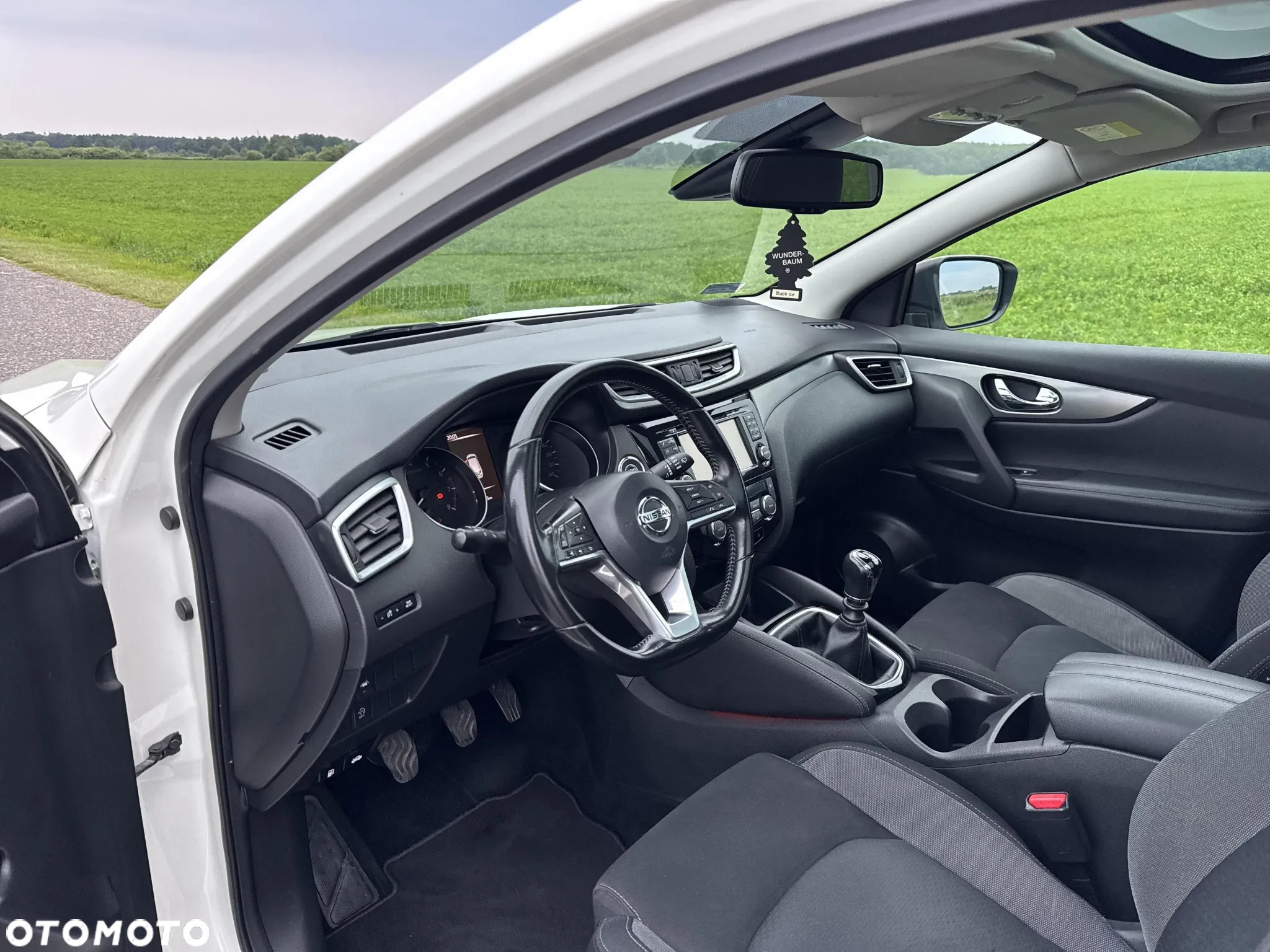 Nissan Qashqai 1.3 DIG-T N-Connecta - 11