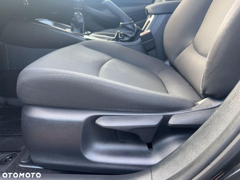 Toyota Corolla 1.6 Comfort - 22