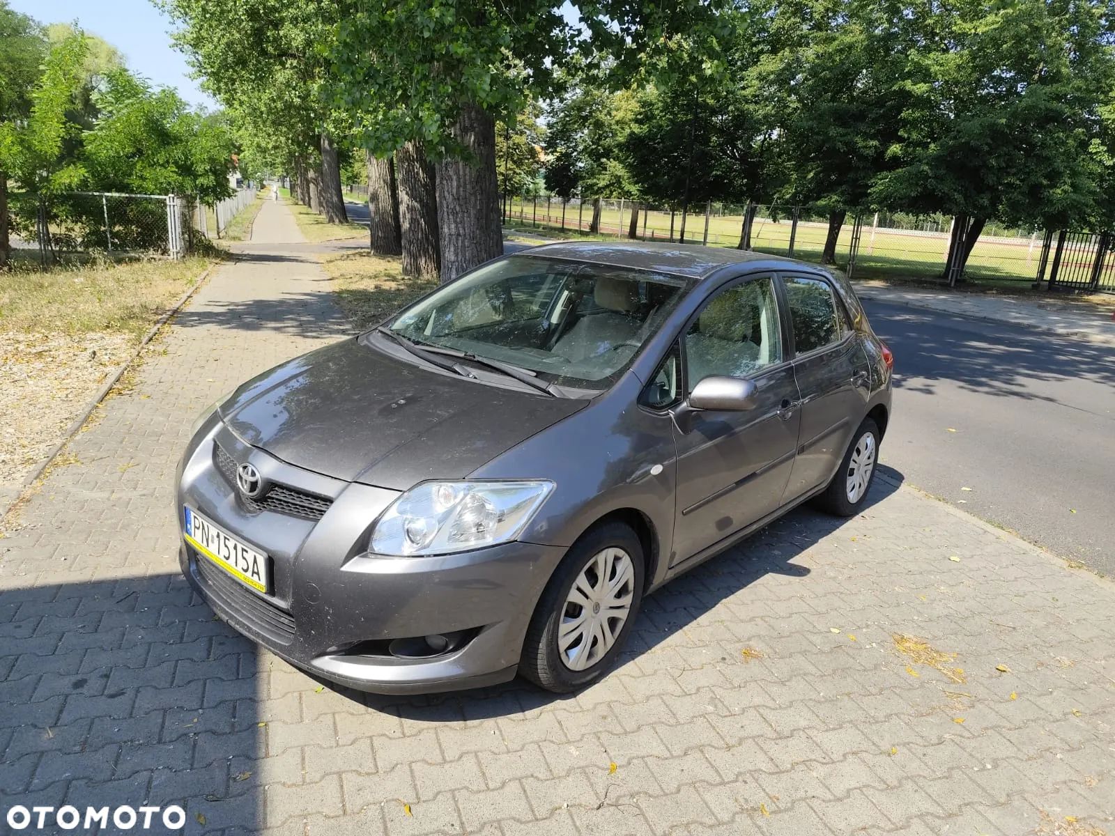 Toyota Auris 1.4 D-4D - 1