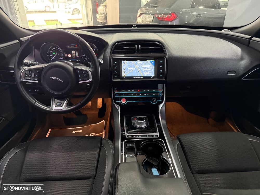 Jaguar XE 20d Aut. R-Sport - 16