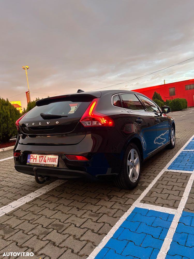 Volvo V40 D2 - 4