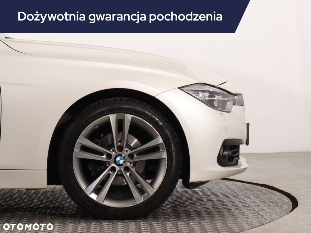 BMW Seria 3 - 17