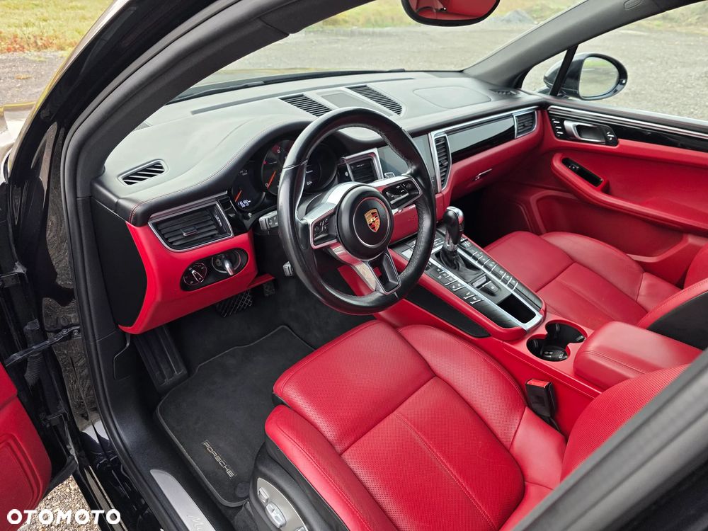 Porsche Macan - 13