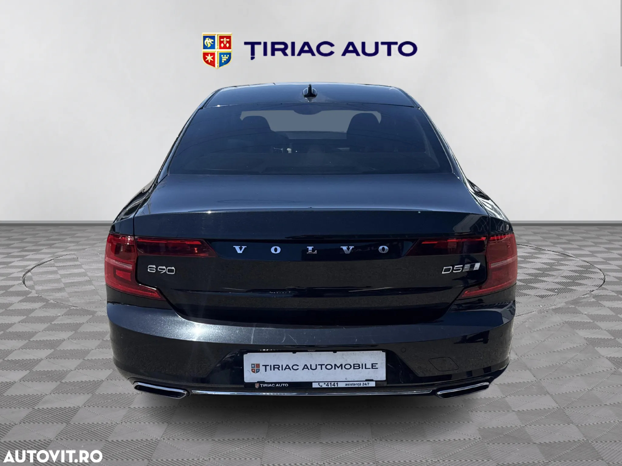 Volvo S90 D5 AWD Geartronic Inscription - 4