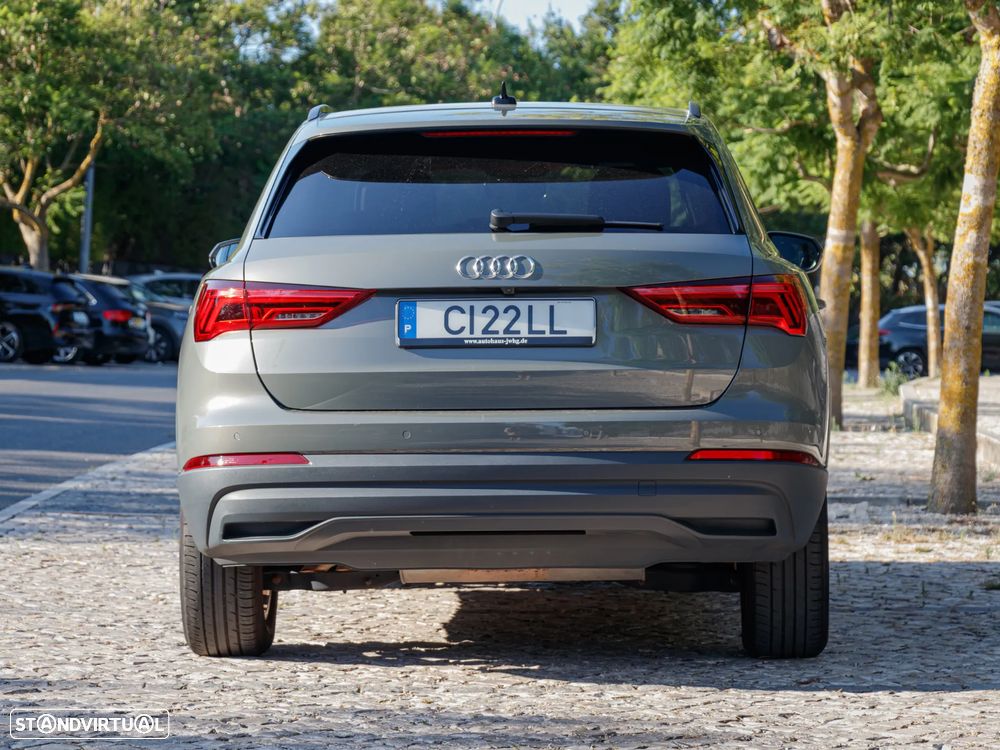 Audi Q3 45 TFSIe S tronic S line - 4