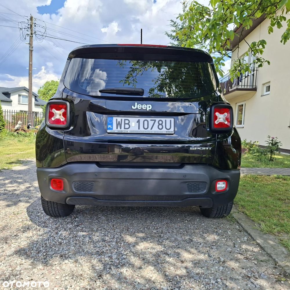 Jeep Renegade 1.6 E-TorQ Sport FWD - 6