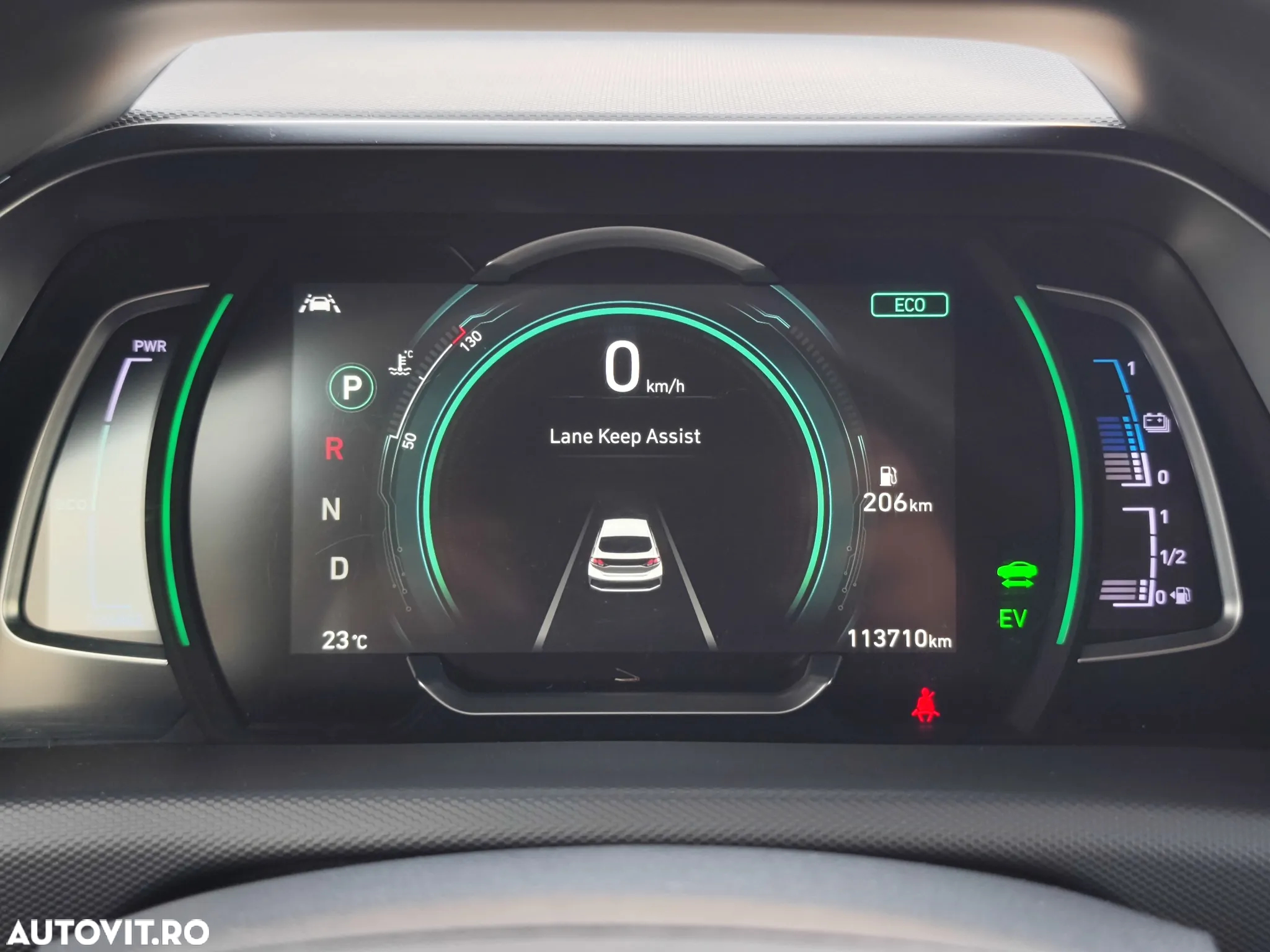 Hyundai IONIQ Plug-In 141CP Exclusive - 19