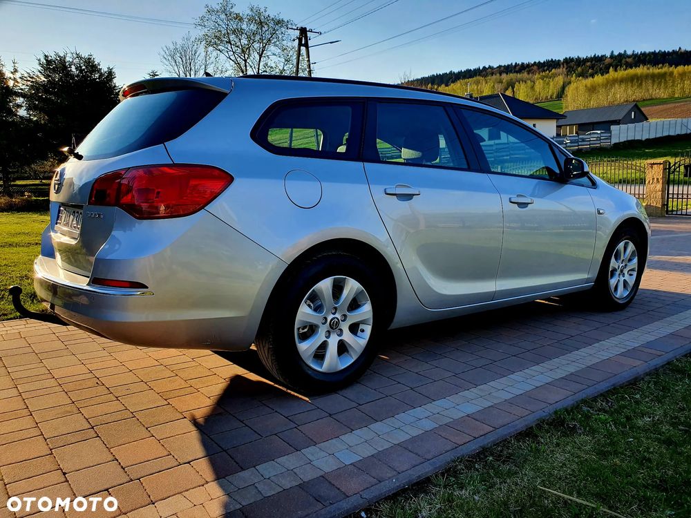 Opel Astra 1.6 CDTI Cosmo - 26
