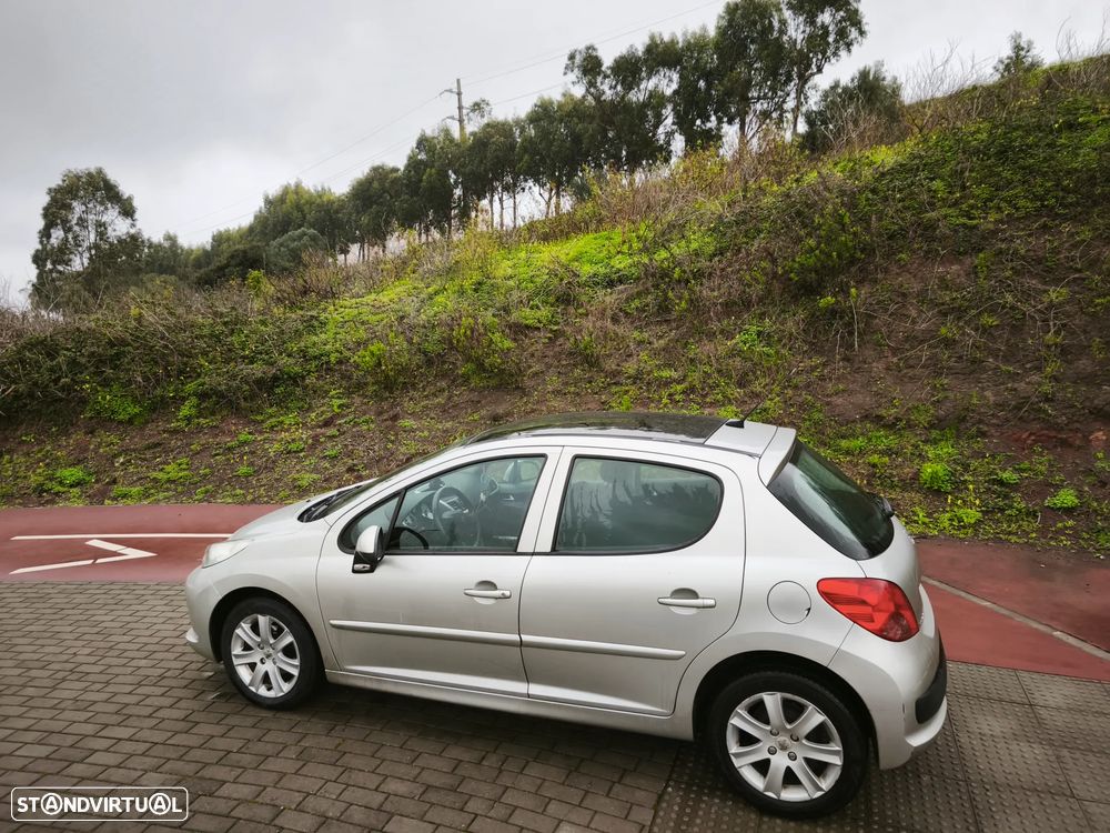 Peugeot 207 1.6 HDi 99g - 4