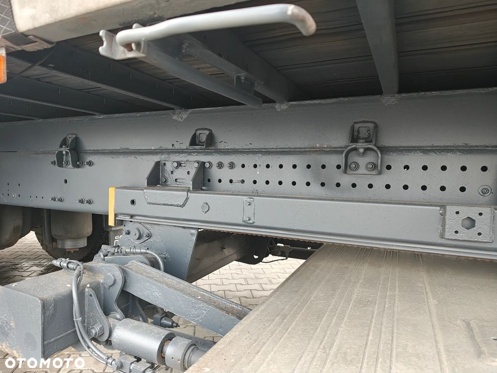 Renault Premium - 16