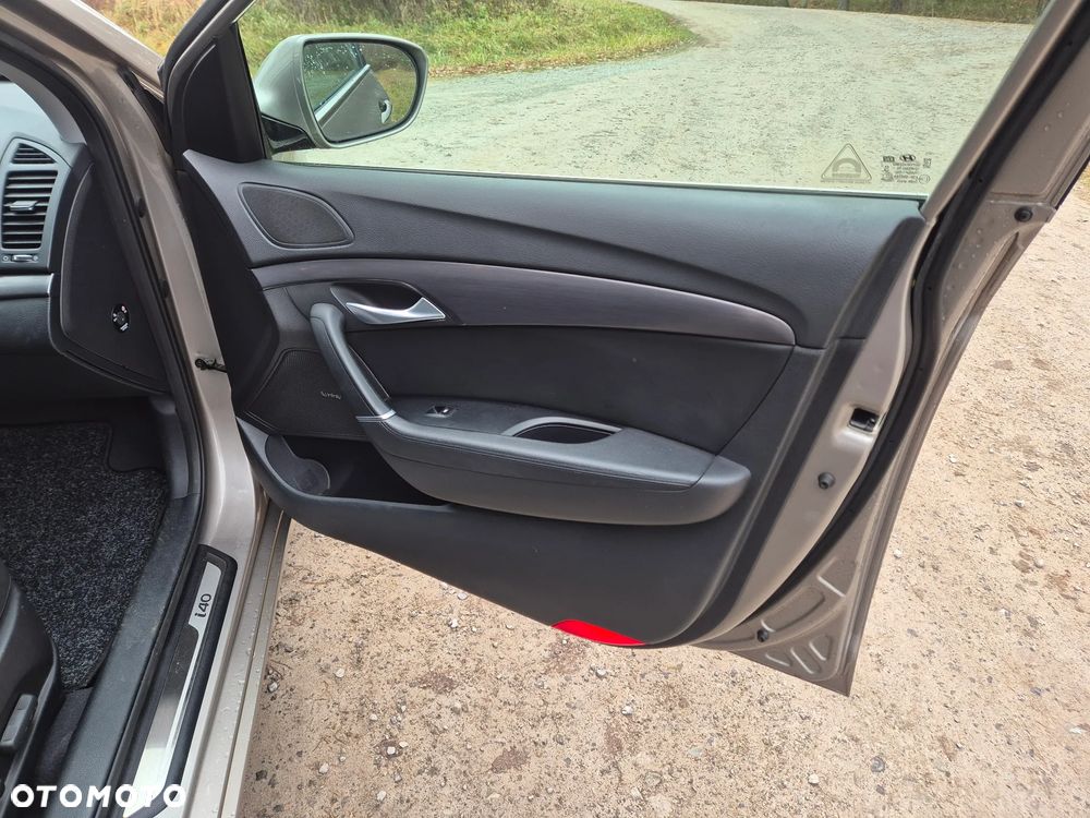 Hyundai i40 Kombi blue 1.7 CRDi DCT Premium - 25