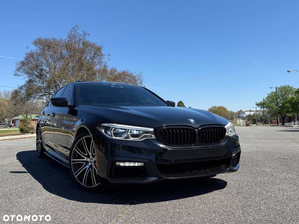 BMW Seria 5 540i xDrive Sport Line - 2