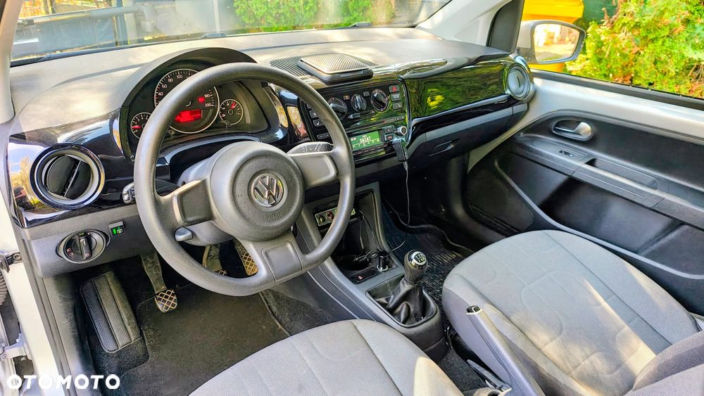 Volkswagen up! - 11