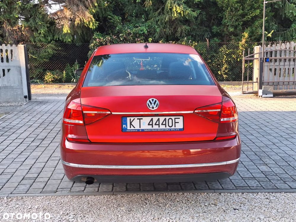 Volkswagen Passat - 8