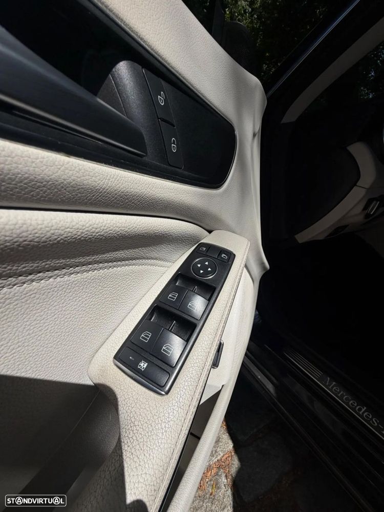 Mercedes-Benz CLA 200 CDI AMG Line — fotografia 30