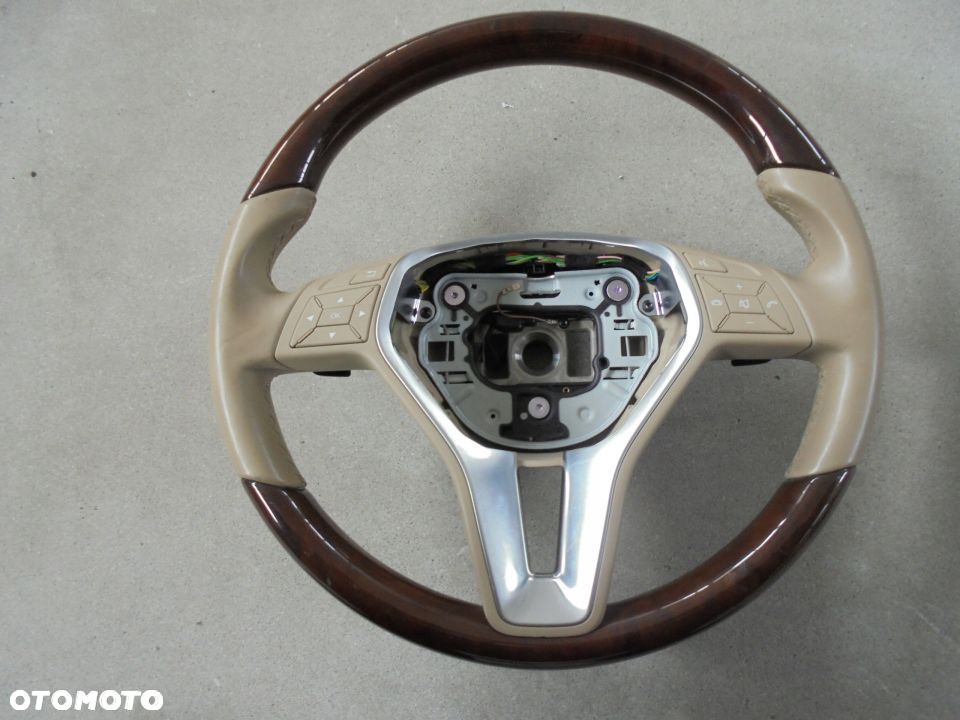 MERCEDES CLS W 218 AMG KIEROWNICA SKORA DREWNO
