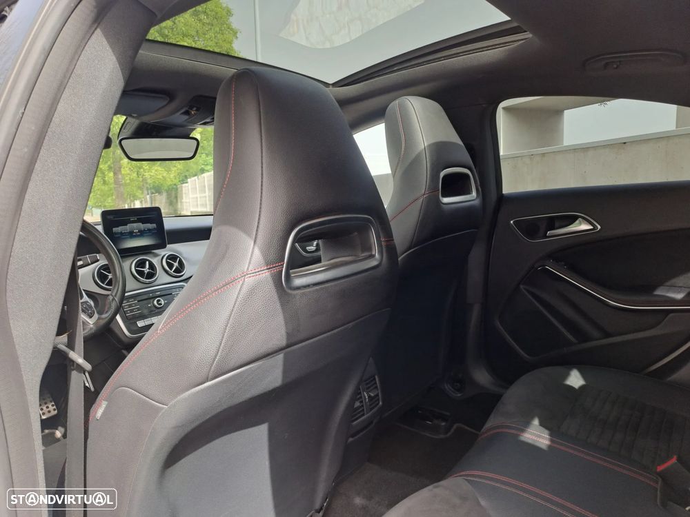 Mercedes-Benz CLA 220 d 7G-DCT AMG Line - 12