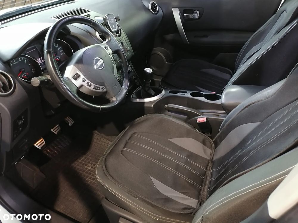 Nissan Qashqai 2.0 lounge - 18