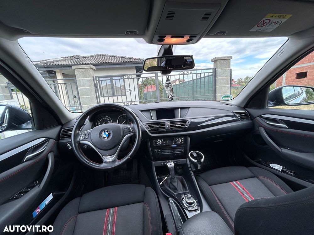 BMW X1 xDrive18d Sport Line - 4